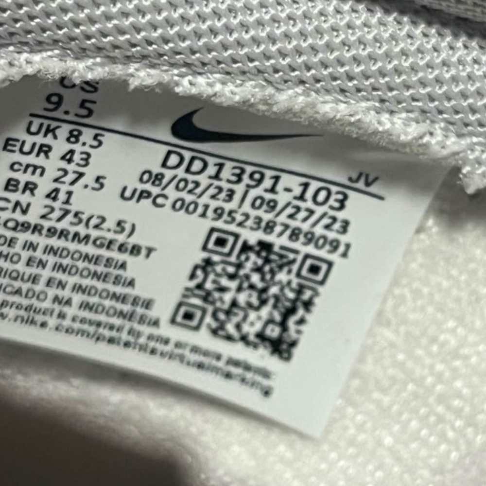 Nike Dunk Low Retro Light Gray and White  Sneakers men's 9.5 - Picture 8 of 11